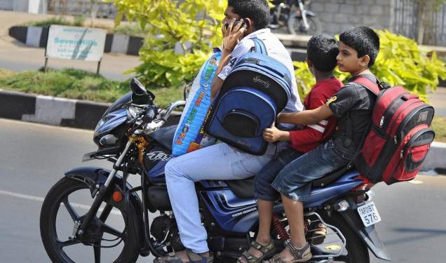 வாகனம் ஓட்டும் போது செல்போன் பேசினால் ரூ.10,000 அபராதம்..!