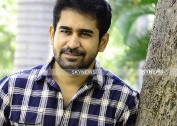 குழம்பி இருக்கும் ரசிகர்கள்: விஜய் ஆண்டனியின் டுவிட்